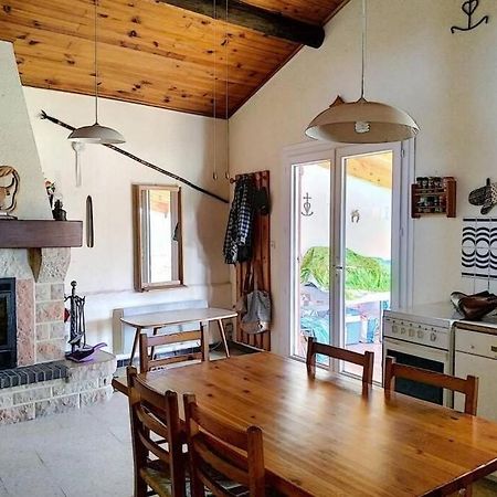 Villa Chalet typique au coeur de la Petite Camargue à Vauvert Extérieur photo